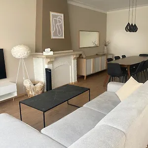 cosy-and-fully-equipped-apartment-near-antwerp.hotelsghent.com/